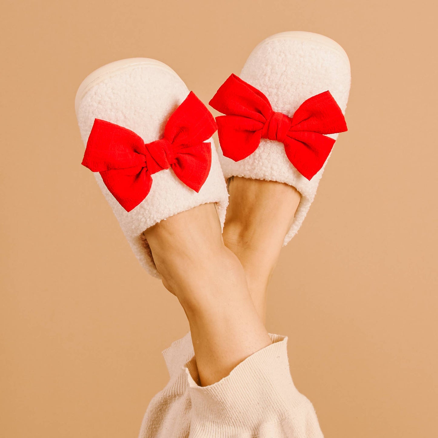 Betty Bow Fuzzy Slipper Red