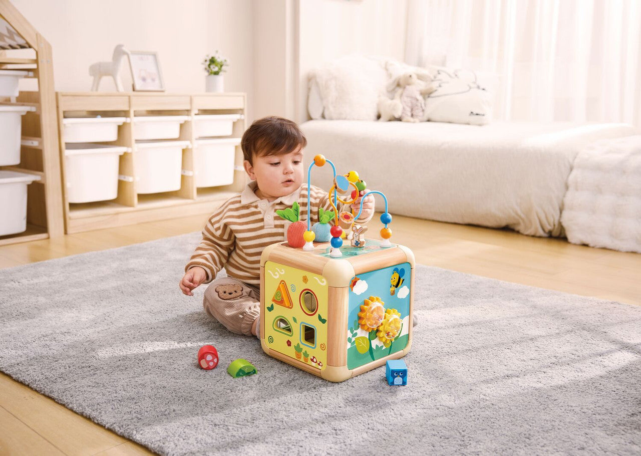 Green Thumbs Activity Cube